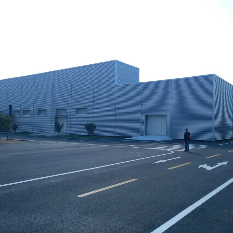 CE Prefab Warehouse Building Сцинкованная экономичная сварная сталь типа H