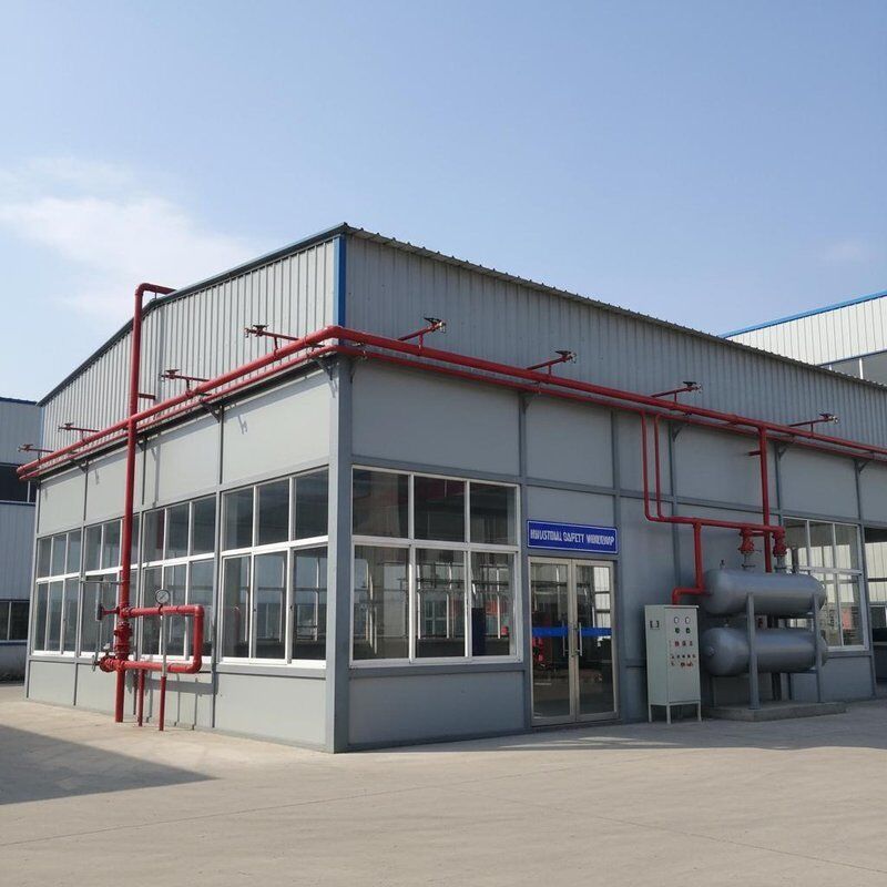 Огнеупорный сталелитейный цех с дополнительной системой противопожарной защиты, предназначенной для соответствия строгим стандартам промышленной безопасности