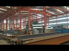 Внутренний вид стальной мастерской